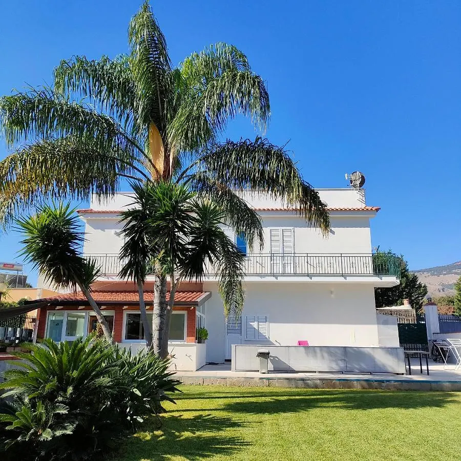 Velodromo-Mondello Apartment Palermo Homestay